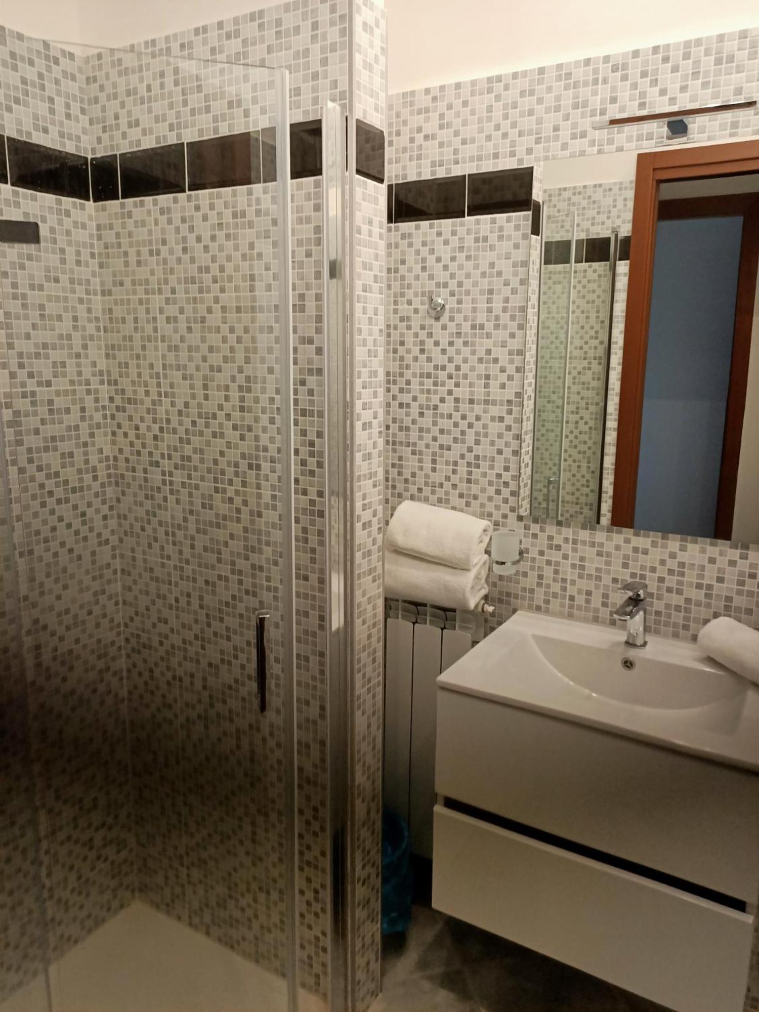 Modular King Suite - Intera Suite Vicino Aeroporto E Fiera Di Roma Fiumicino Extérieur photo